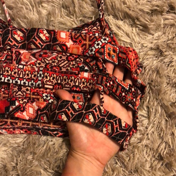 BKE Aztec print crop top 🧡🧡🧡 - Picture 5 of 5
